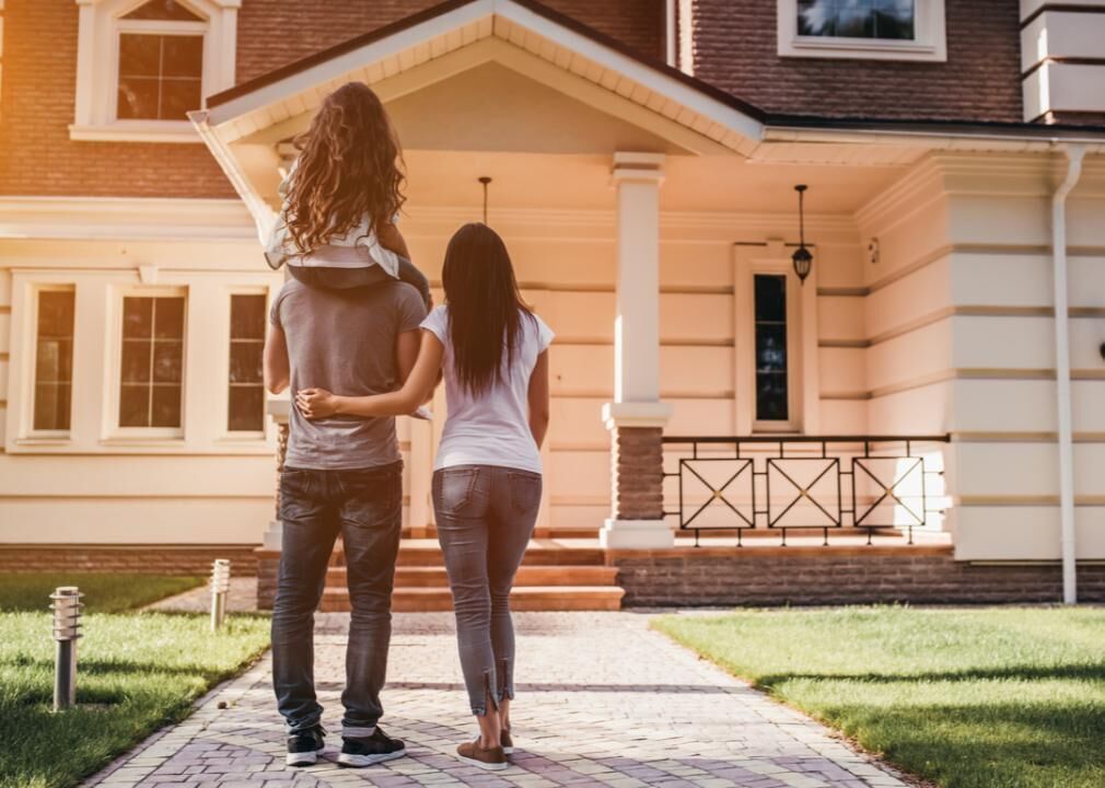 10 zip codes had a home-flipping rate of at least 25%